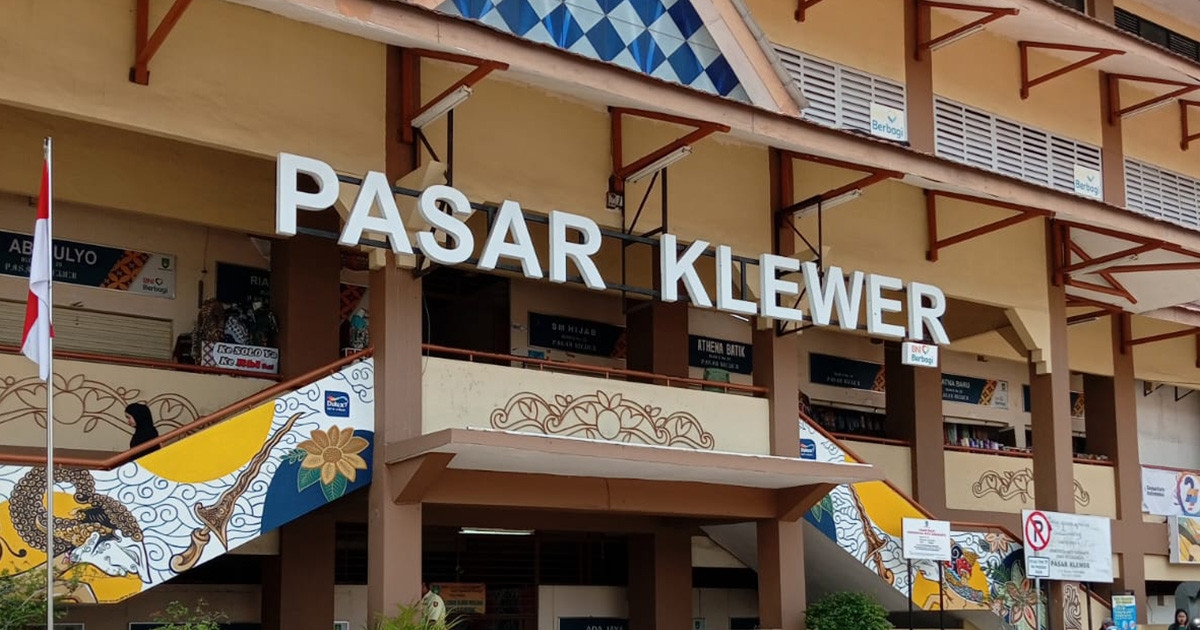 Pasar Klewer Solo: Dari Kain “Kleweran” hingga Pusat Batik Terbesar Jawa Tengah